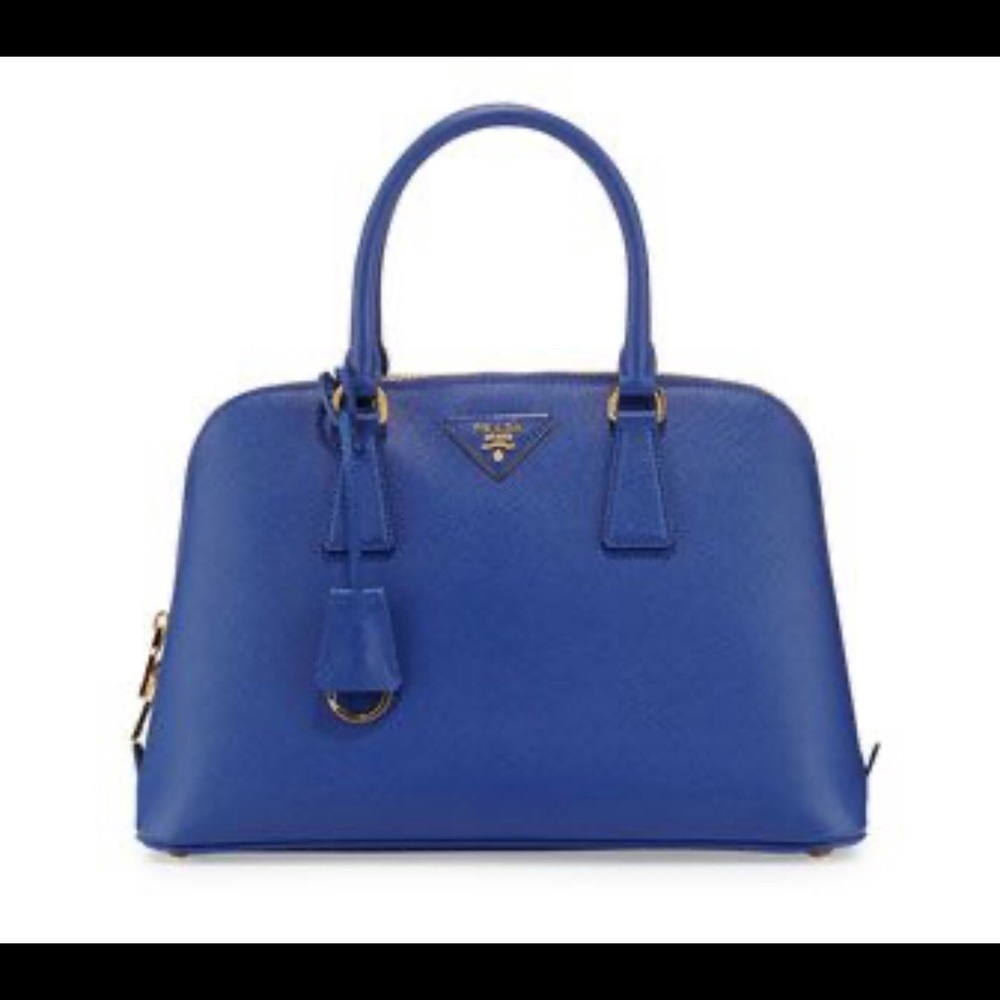 Prada Promenade Medium purse in Cobalt. Beautiful 😍 Excellent Classic Prada !